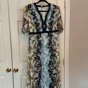 Saloni “Tabitha” Dress in Feather Papyrus Print – Size US 12 (UK 16)